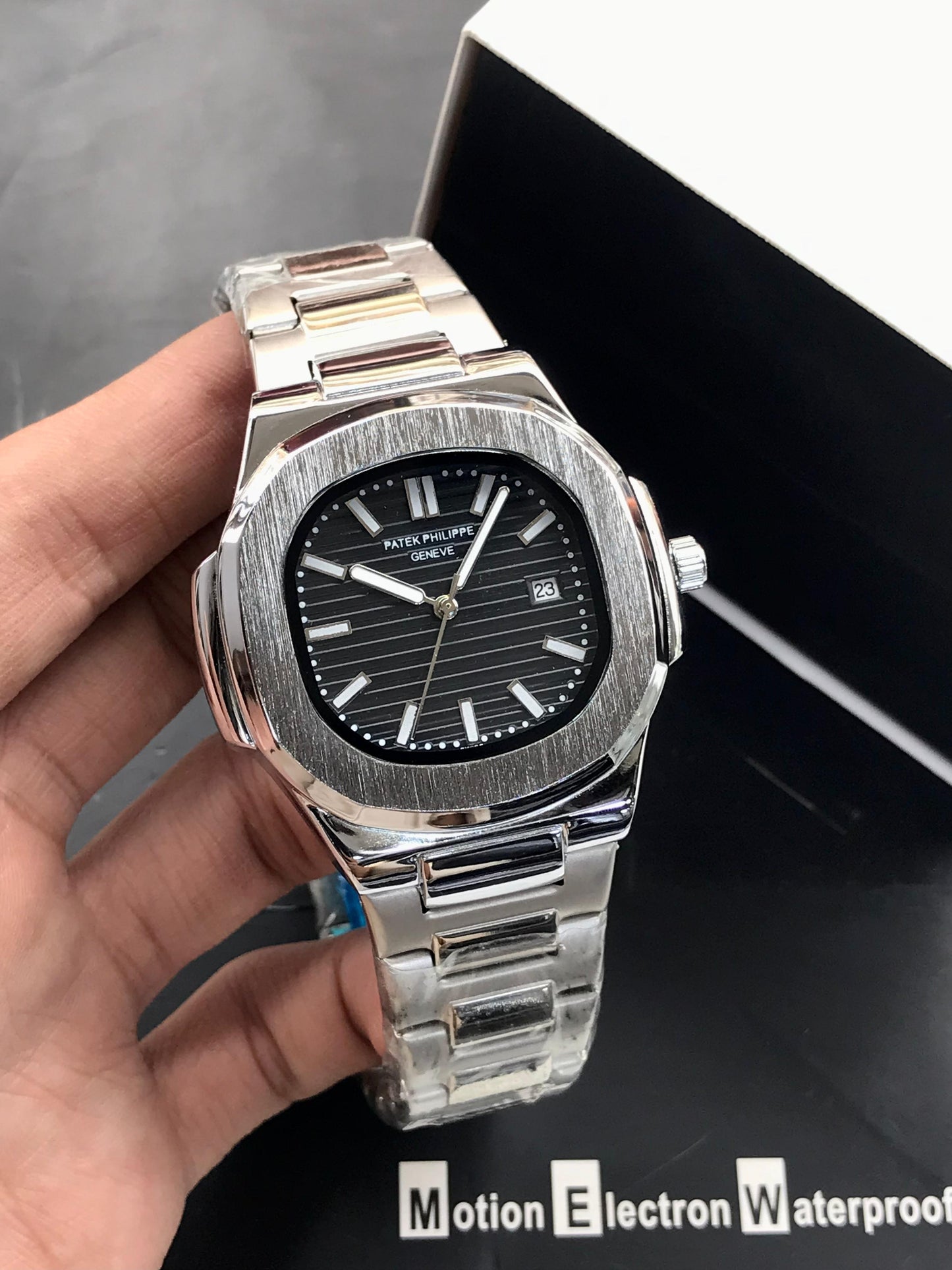 Patek Philippe Nautilus – Black Luxury Steel Edition